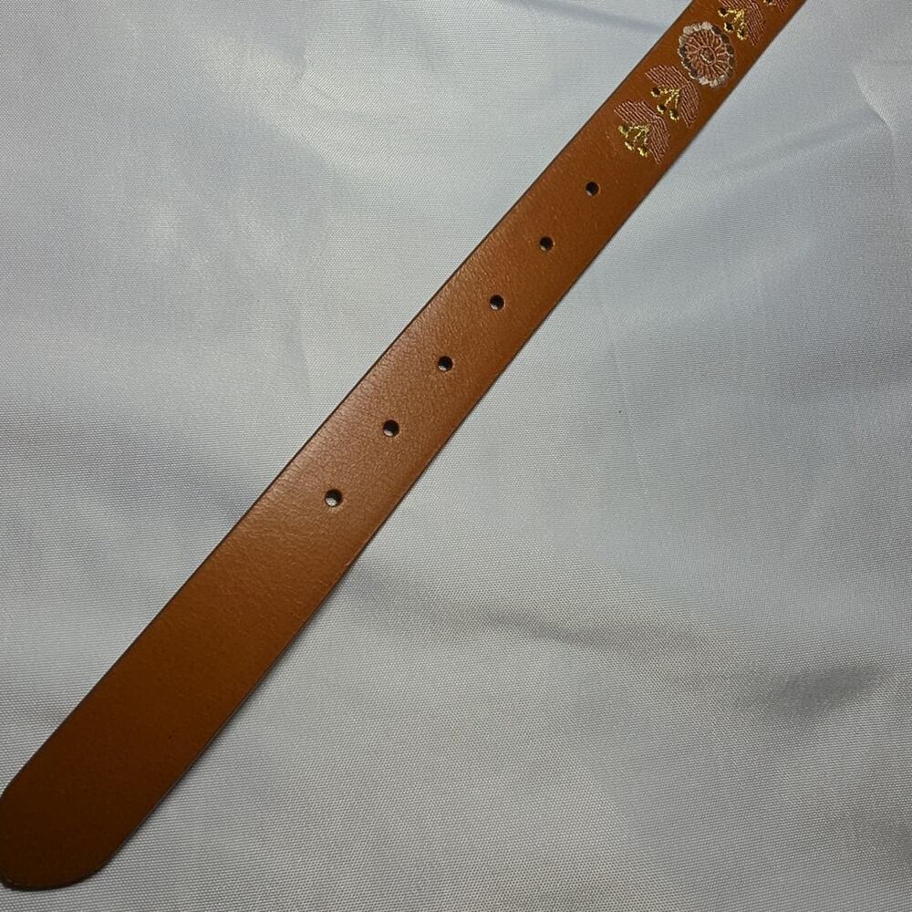 Lucky Brand Women’s Golden Floral Embroidered Leather M Brown Belt NWT BUWG159 - Picture 4 of 5
